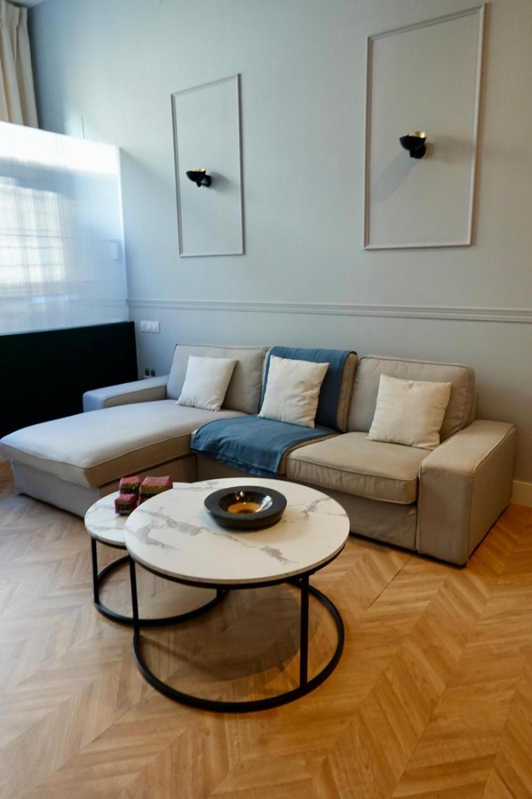 Peral Boutique Apartaments セビリア エクステリア 写真