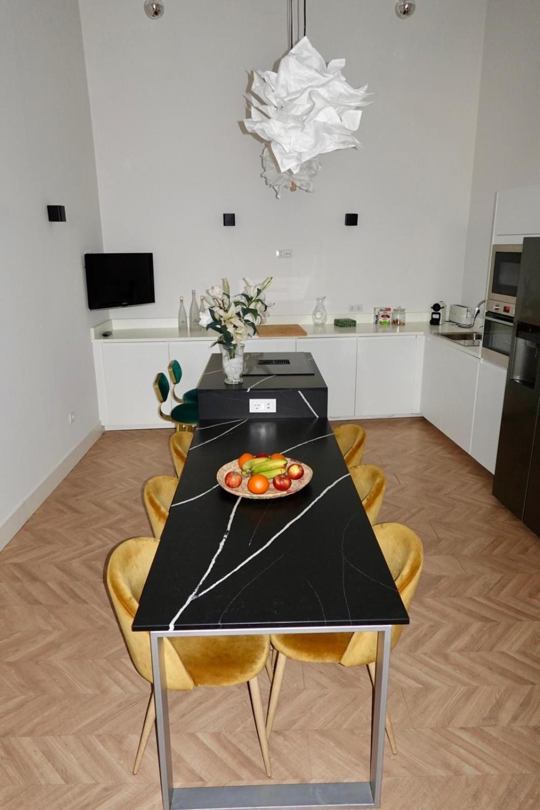 Peral Boutique Apartaments セビリア エクステリア 写真