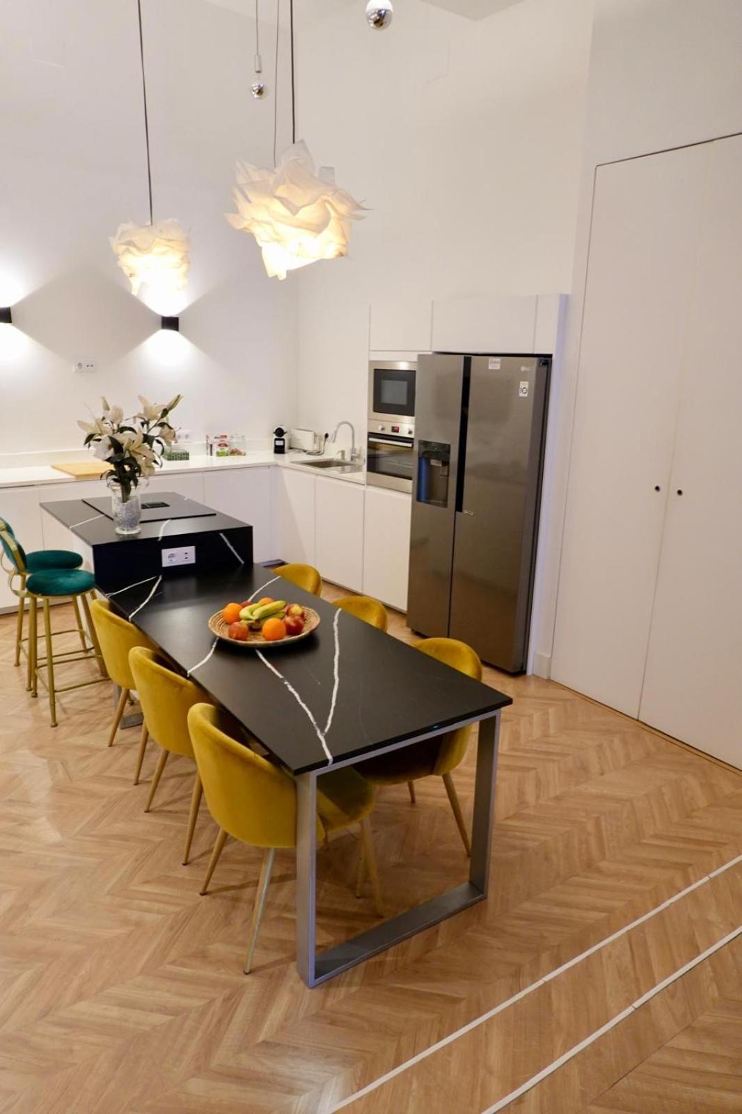 Peral Boutique Apartaments セビリア エクステリア 写真