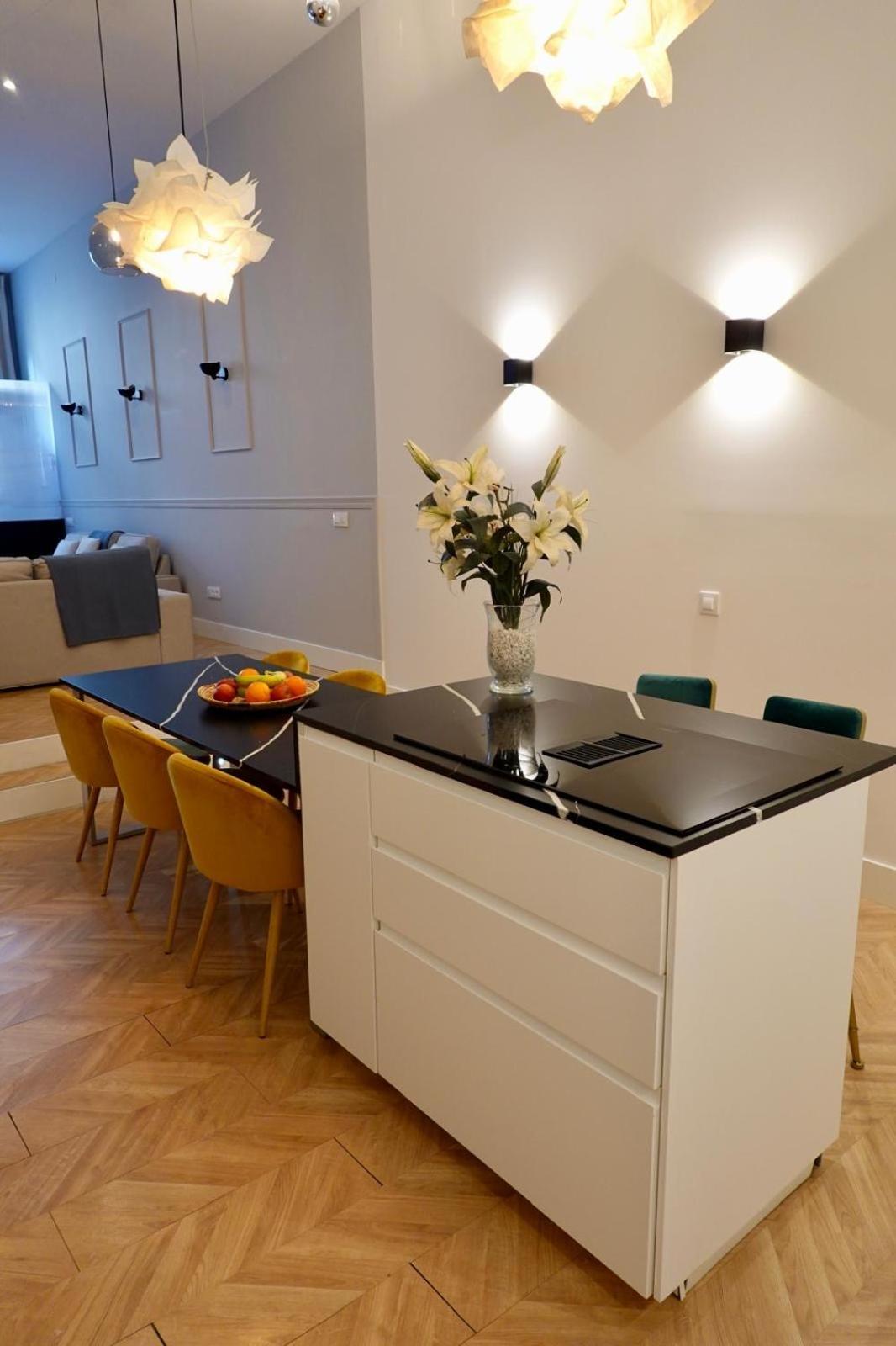 Peral Boutique Apartaments セビリア エクステリア 写真