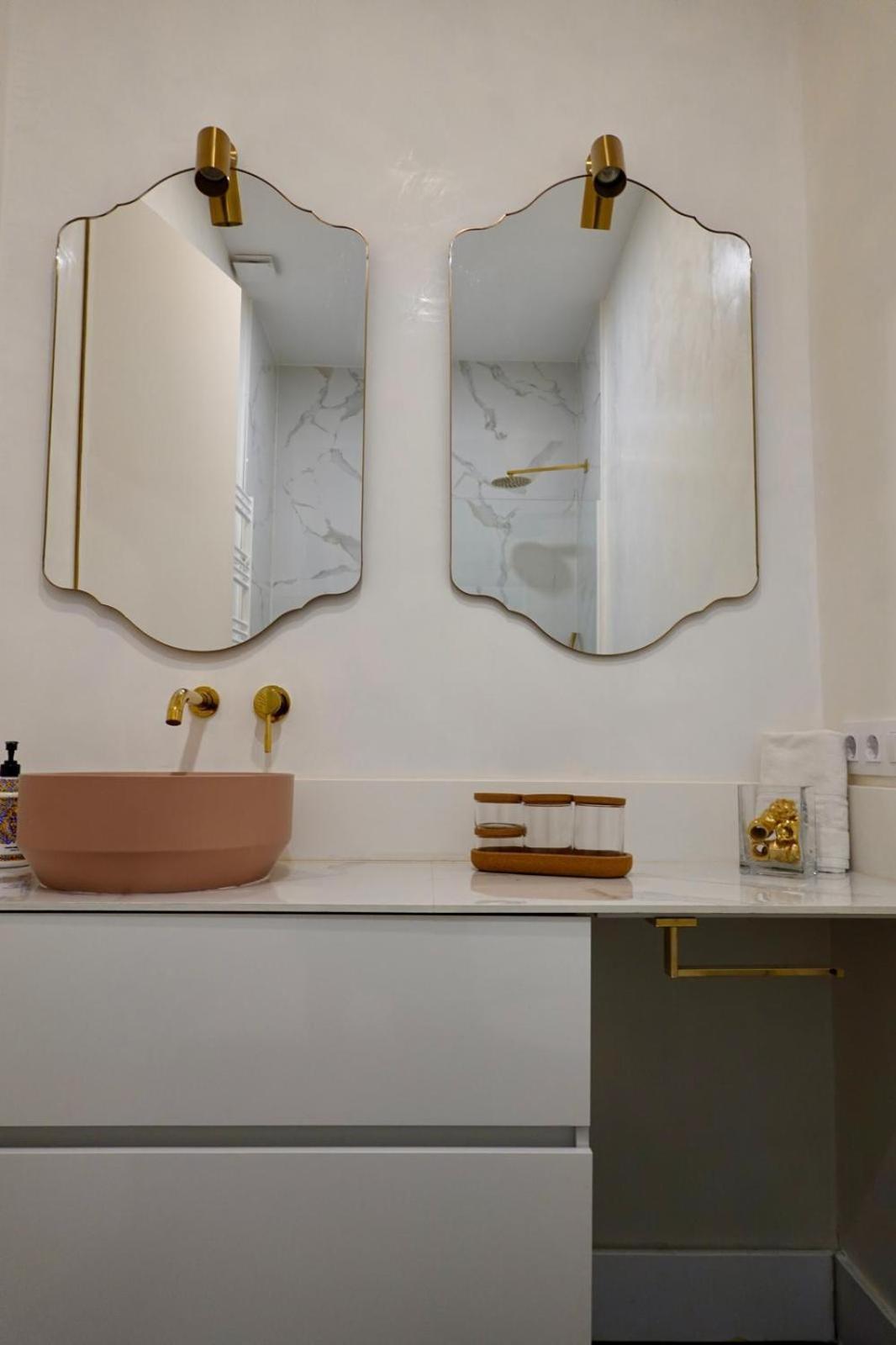 Peral Boutique Apartaments セビリア エクステリア 写真